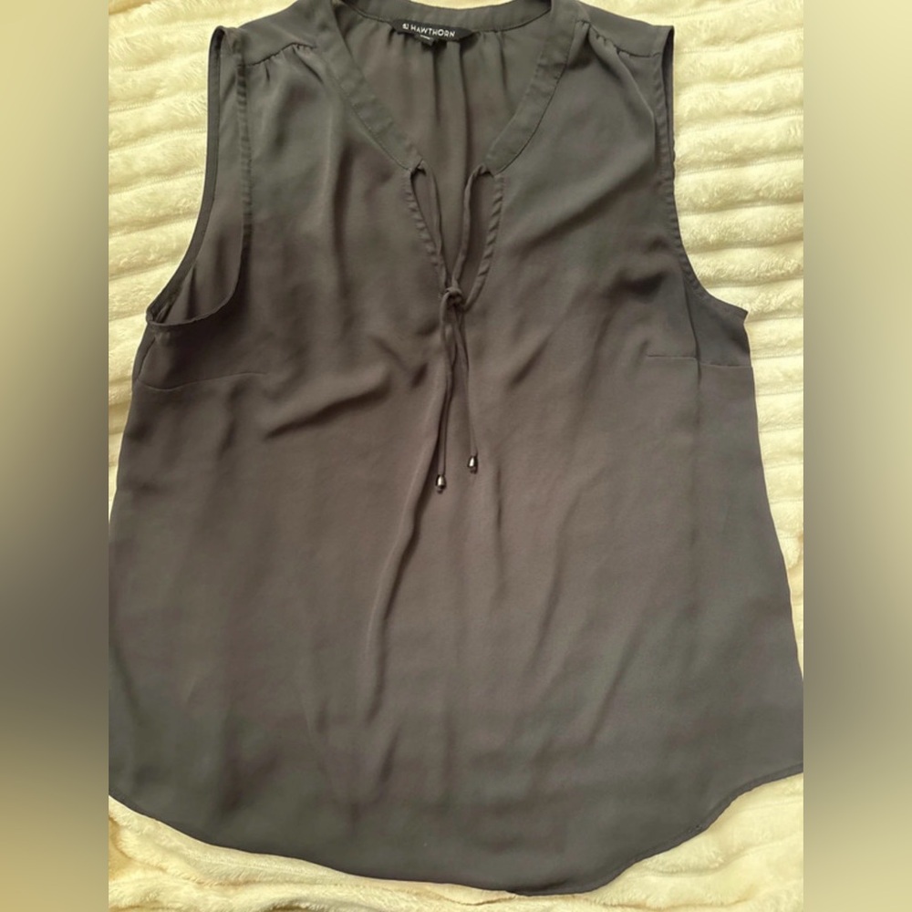 41 Hawthorn Charcoal Grey Split Neck Tie Top Size Extra Large